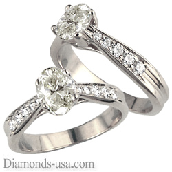 Criss Cross (The Lucida) For smaller diamonds, semi set with side diamonds