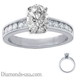 Engagement ring with 0.40 carat Round diamonds
