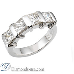 1 carat four Princess cut diamons Anniversary ring