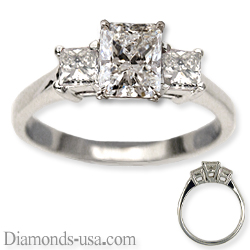 Engagement ring with side diamond princess