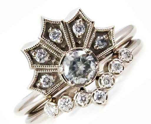 Conjunto nupcial vintage con corona de diamantes