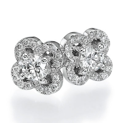 Half carat Club earrings