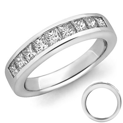 Princess diamonds wedding band, 1.50 carats