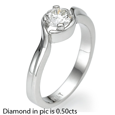 0.24 Carats, Round, Engagement ring, solitaire diamond