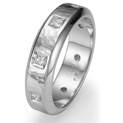 Hammered finish wedding band with 0.40 carats princess diamonds