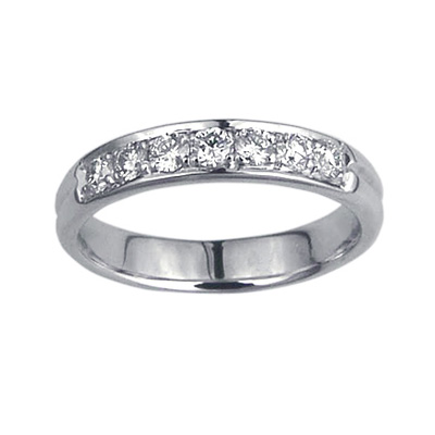 Grooved Wedding band, 3.7mm, set with 7 diamonds 0.26 carats