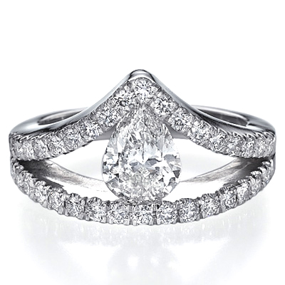 1.08 Carats, Pear, Engagement ring with side stones settings, finished