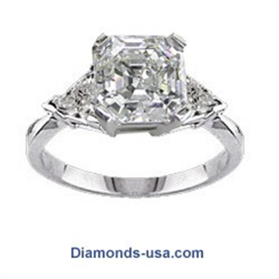 Engagement ring  with side triangle diamonds