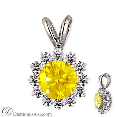 Cluster pendant for round diamonds 