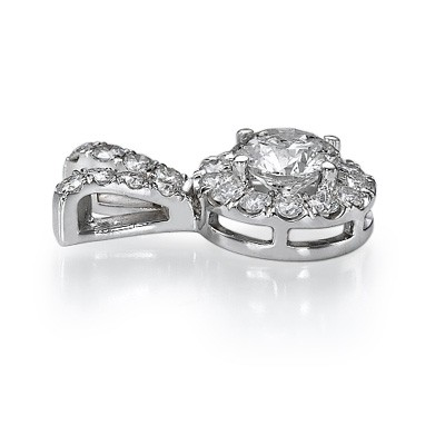 Halo Colgante de diamantes, lados de 3/4 Ct.