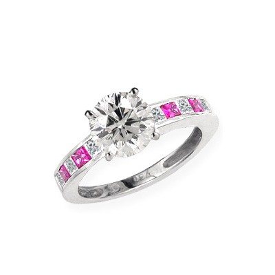 Anillo de compromiso de diamantes y zafiros rosados