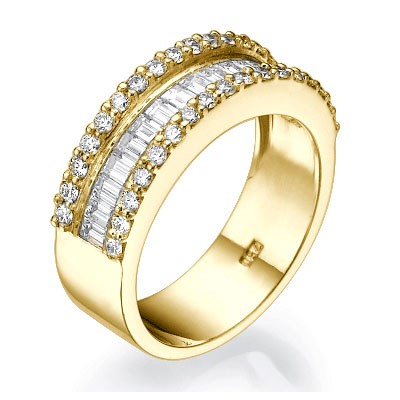 Baguette and round diamonds wedding band