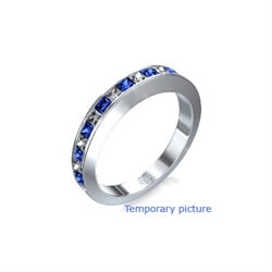 Picture of 2 carats Princess eternity band