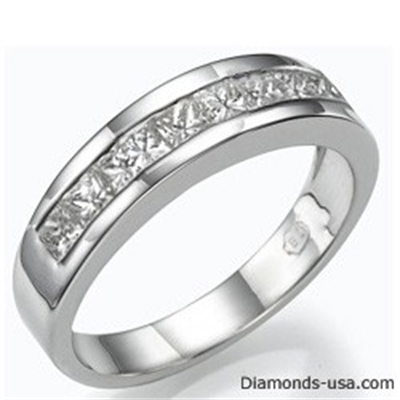 Wedding ring, 1.15 carats Princess diamonds
