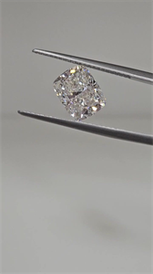 Foto Diamante Natural 3.01 quilates, Del cojín , Color H, claridad VS1 y certificado GIA de