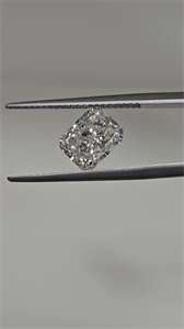 Foto Diamante Natural 2.01 quilates, Radiante , Color G, claridad VS2 y certificado GIA de