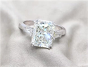 Diamante Natural 5.03 quilates, Radiante , Color I, claridad SI2 y certificado GIA