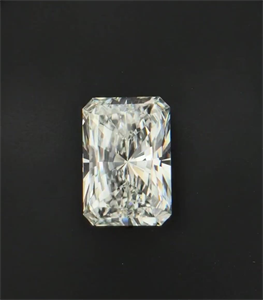 Foto Diamante Natural 4.82 quilates, Radiante , Color G, claridad VS2 y certificado GIA de