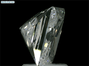 Picture of Natural Diamond 3.09 Carats, Princess with  Cut, E Color, SI1 Clarity and Certified by GIA