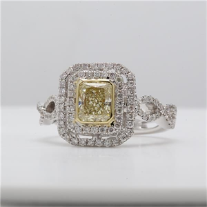 Picture of Natural Diamond 3.01 Carats, Pear with  Cut, E Color, SI1 Clarity and Certified by GIA