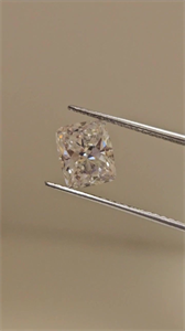 Foto Diamante Natural 1.59 quilates, Del cojín , Color F, claridad VS1 y certificado GIA de