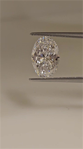 Foto Diamante Natural 3.51 quilates, Ovalado , Color D, claridad SI1 y certificado GIA de