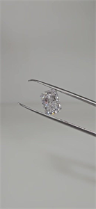 Picture of Natural Diamond 2.52 Carats, Radiant with  Cut, D Color, VS2 Clarity and Certified by GIA