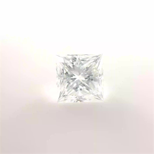 Foto Diamante Natural 0.81 quilates, Princesa , Color E, claridad VS2 y certificado GIA de