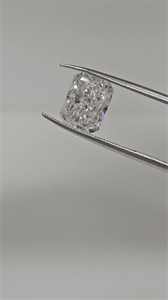 Foto Diamante Natural 2.01 quilates, Radiante , Color G, claridad SI1 y certificado GIA de