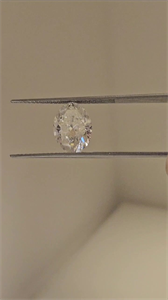 Foto Diamante Natural 3.00 quilates, Ovalado , Color H, claridad SI2 y certificado GIA de