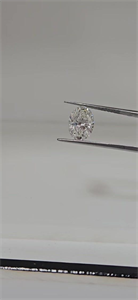 Foto Diamante Natural 3.50 quilates, Ovalado , Color H, claridad VVS2 y certificado GIA de