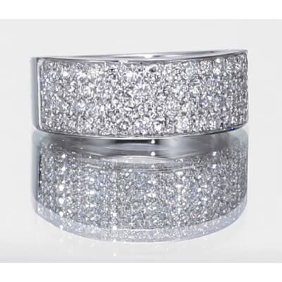 Anillo de boda de 1 quilate con cuatro filas de diamantes en engaste Pavé