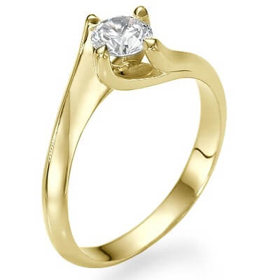Solitaire engagement ring