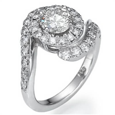 Celebs engagement ring