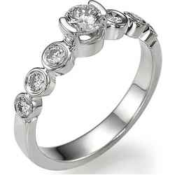 Seven diamonds engagement ring settings