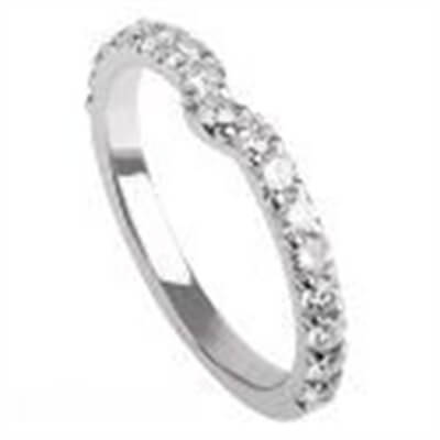 Notch diamonds wedding ring