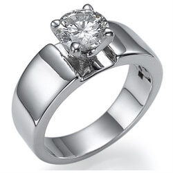 Foto wide solitaire engagement ring de