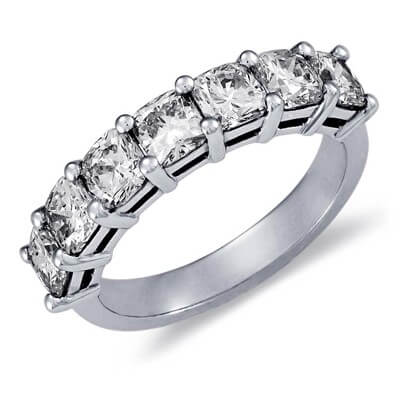 2 carat seven Cushions diamond ring