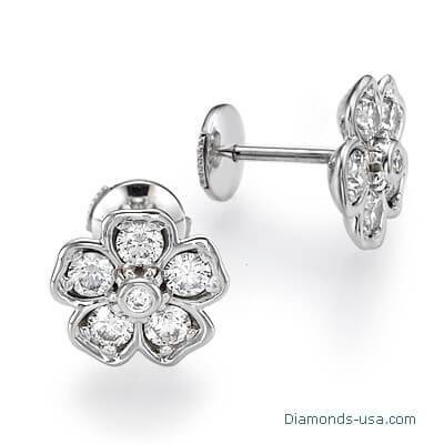 0.50 Carat Heart designers earrings,