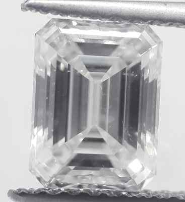 Picture of 1.50 Carats, Emerald Cut Diamond with Ideal Cut G VS2, Certified by EGS/EGL