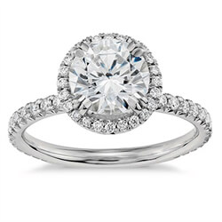 Picture of Delicate Halo engagement ring