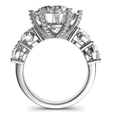 Diamond ring for large diamonds