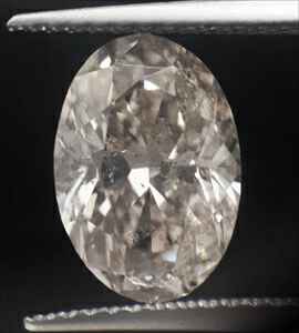 Picture of 2.58 Carats, Oval Diamond with VERY GOOD Cut, K Color, SI2 Clarity and Certified by EGS/EGL