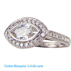 Foto Adaptado a su anillo de compromiso de diamantes Marquise de