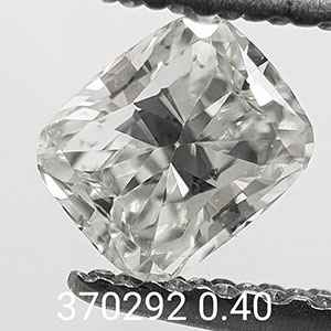 Picture of 0.4 Carats, Cushion Diamond with Very Good Cut, H Color, VS2 Clarity and Certified By EGL