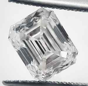 Foto Diamante natural esmeralda de 1,50 quilate E VS2 C.E Corte ideal de