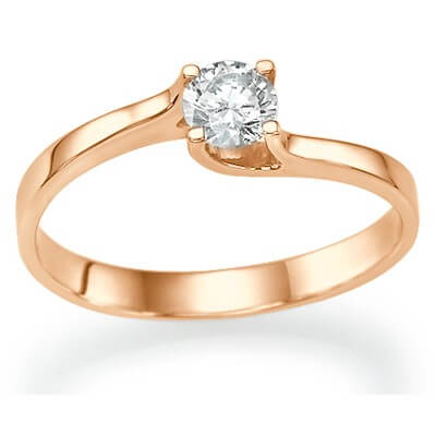 Rose Gold  Petit solitaire with a twist