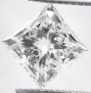 Foto 3,65 Diamante natural princesa G SI1, corte muy bueno de