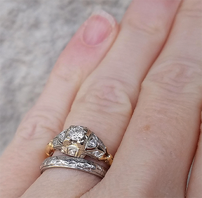 Genuine 1920's Art Deco Engagement ring set with natural diamond 0.41 total carat 
