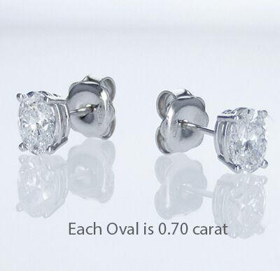 Oval  diamonds stud earrings